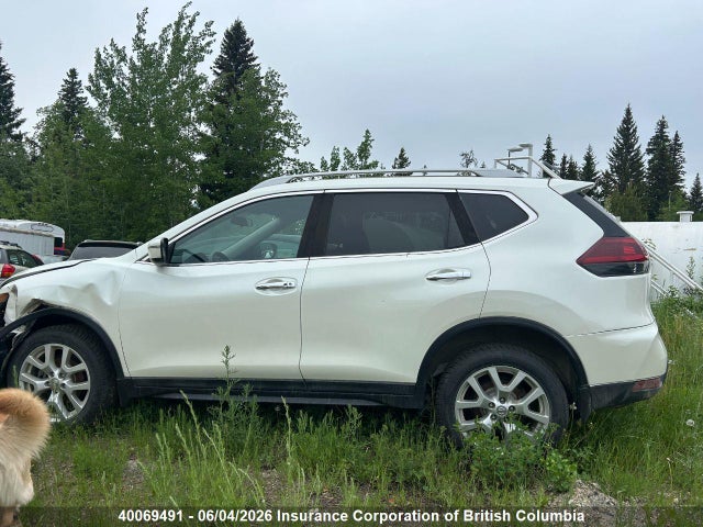 Продаж на аукціоні авто 2018 Nissan Rogue, vin: 5N1AT2MV6JC738233, номер лоту: 40069491