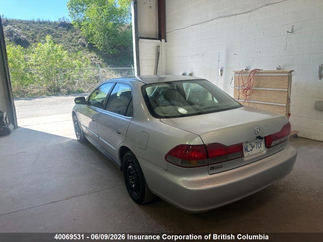2001 Honda Accord Lx მანქანა იყიდება აუქციონზე, vin: 1HGCG56401A805591, აუქციონის ნომერი: 40069531