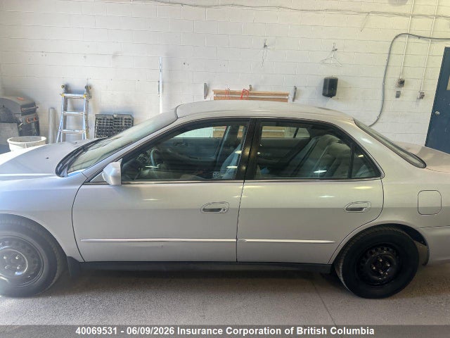 2001 Honda Accord Lx მანქანა იყიდება აუქციონზე, vin: 1HGCG56401A805591, აუქციონის ნომერი: 40069531