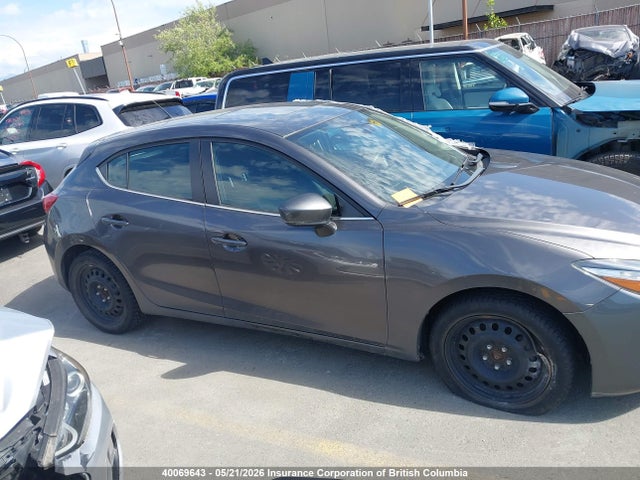 3MZBN1L71JM224270 Mazda 3 TOURING