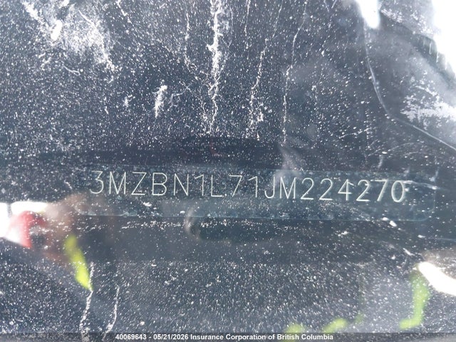 3MZBN1L71JM224270 Mazda 3 TOURING