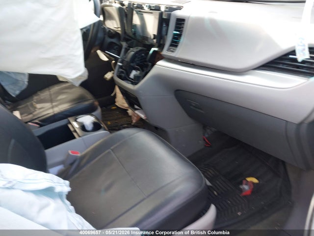Продажа на аукционе авто 2016 Toyota Sienna Le, vin: 5TDKK3DC6GS713159, номер лота: 40069657