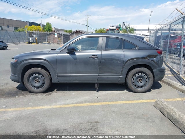 Aukcja sprzedaży 2022 Mazda Mx-30, vin: JM1DRACB4N0100085, numer aukcji: 40069664