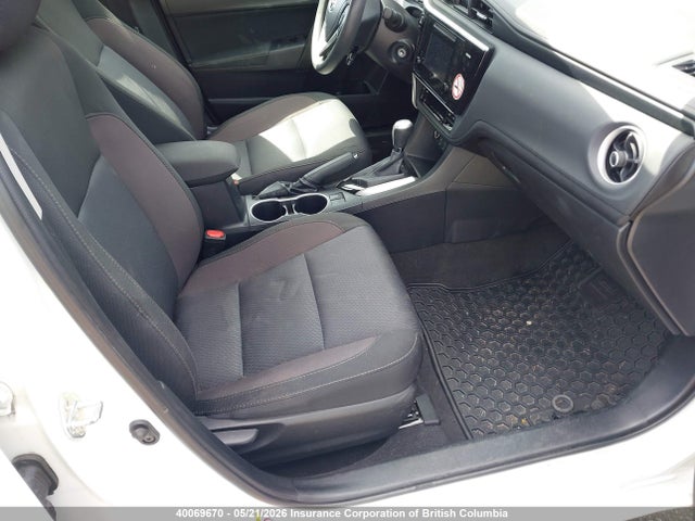 40069670 :رقم المزاد ، 2T1BURHE6HC938779 vin ، 2017 Toyota Corolla Le مزاد بيع