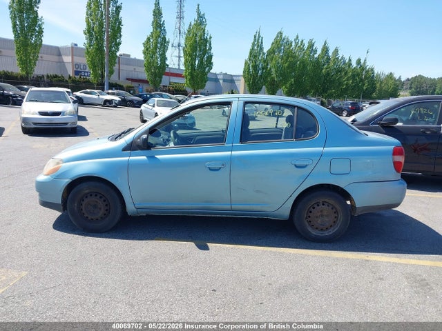 40069702 :رقم المزاد ، JTDBT1239Y0059380 vin ، 2000 Toyota Echo مزاد بيع