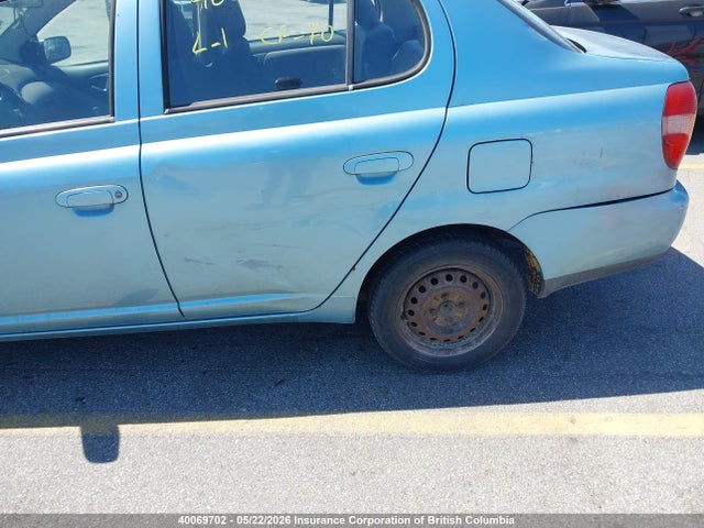 40069702 :رقم المزاد ، JTDBT1239Y0059380 vin ، 2000 Toyota Echo مزاد بيع