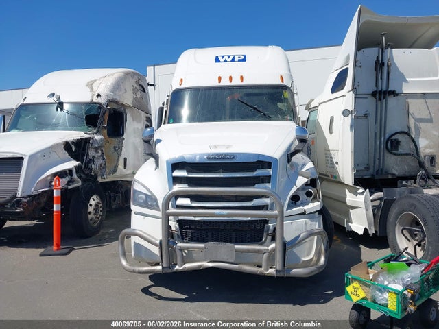 Продаж на аукціоні авто 2024 Freightliner New Cascadia 126, vin: 3AKJHHDR8RSVE3055, номер лоту: 40069705