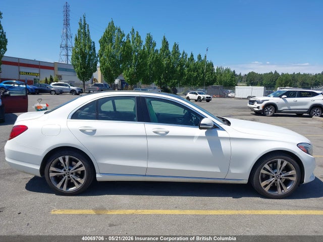 55SWF4KB8HU229567 Mercedes-Benz C 300 4matic