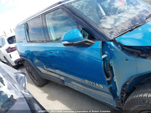 40069717 :رقم المزاد ، 7PDSGABA0PN011778 vin ، 2023 Rivian R1s مزاد بيع