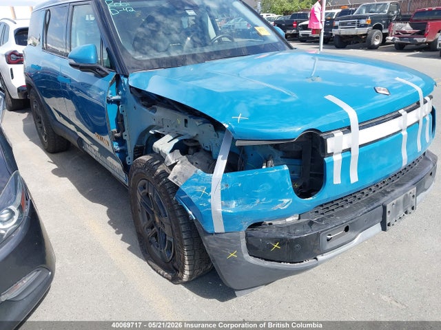 40069717 :رقم المزاد ، 7PDSGABA0PN011778 vin ، 2023 Rivian R1s مزاد بيع