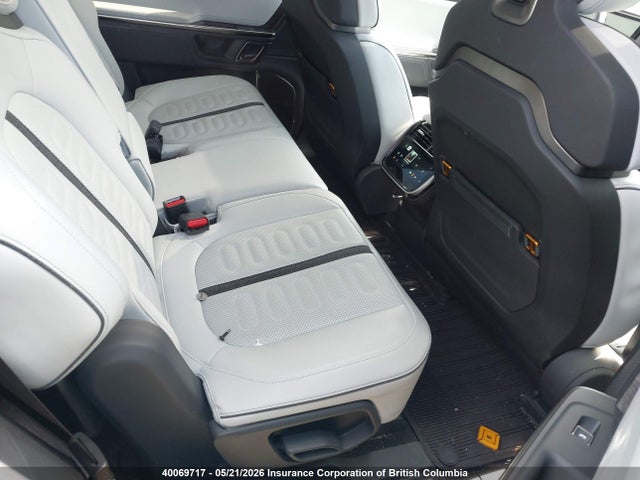 40069717 :رقم المزاد ، 7PDSGABA0PN011778 vin ، 2023 Rivian R1s مزاد بيع