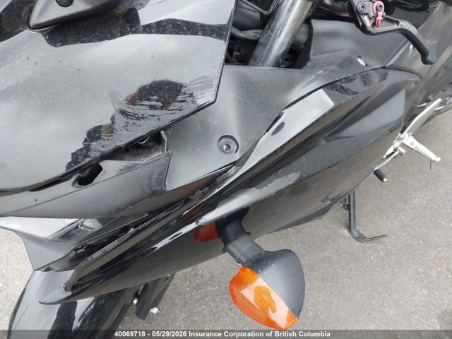 MH3RH06N2FK002866 Yamaha YZFR3