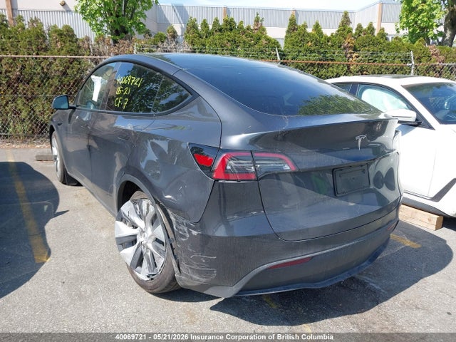 Продажа на аукционе авто 2024 Tesla Model Y, vin: 7SAYGDED6RF990686, номер лота: 40069721
