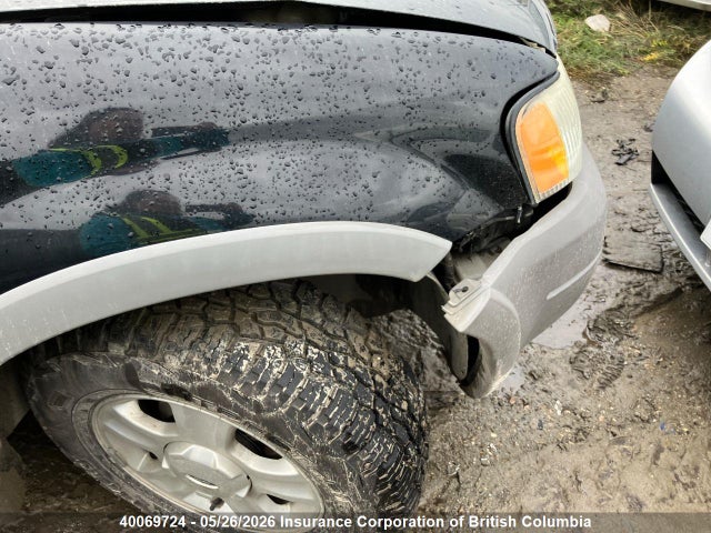 2002 Ford Escape Xlt მანქანა იყიდება აუქციონზე, vin: 1FMYU04102KB00015, აუქციონის ნომერი: 40069724