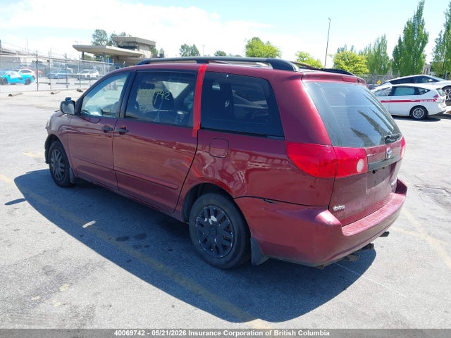 40069742 :رقم المزاد ، 5TDZK29C67S069700 vin ، 2007 Toyota Sienna Ce مزاد بيع