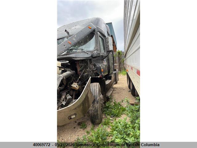 Aukcja sprzedaży 2015 Freightliner Cascadia 125, vin: 3AKJGLD52FSFZ7649, numer aukcji: 40069772