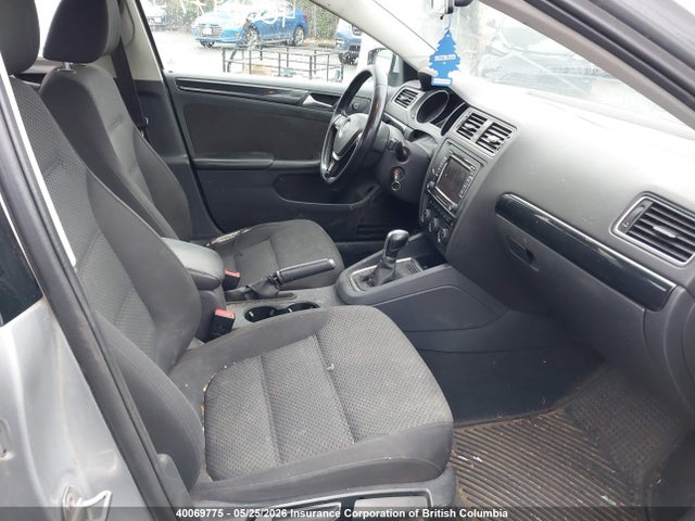3VWD07AJ3FM333586 Volkswagen Jetta