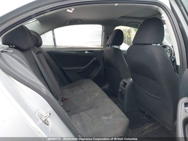 3VWD07AJ3FM333586 Volkswagen Jetta
