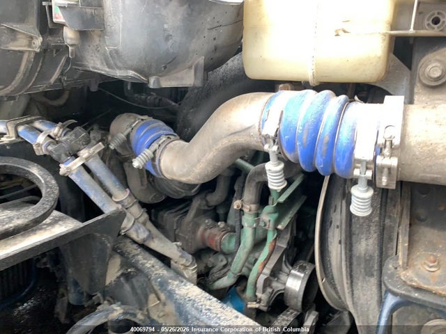 40069794 :رقم المزاد ، 4V5RC9DG6FN184012 vin ، 2015 Volvo Vah مزاد بيع