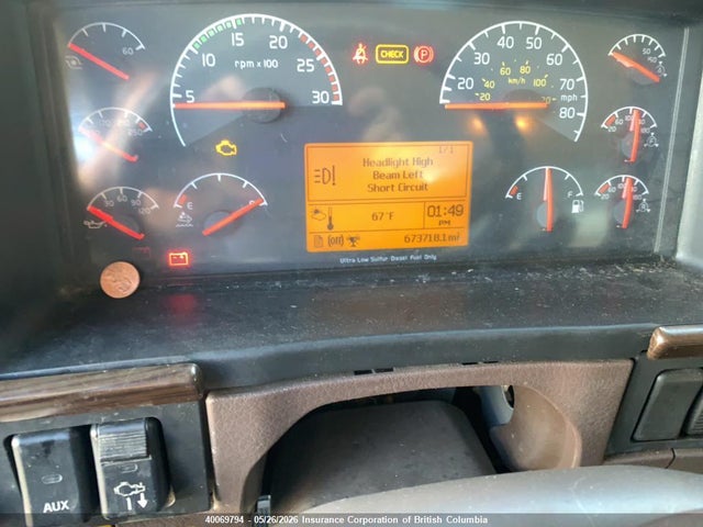 40069794 :رقم المزاد ، 4V5RC9DG6FN184012 vin ، 2015 Volvo Vah مزاد بيع
