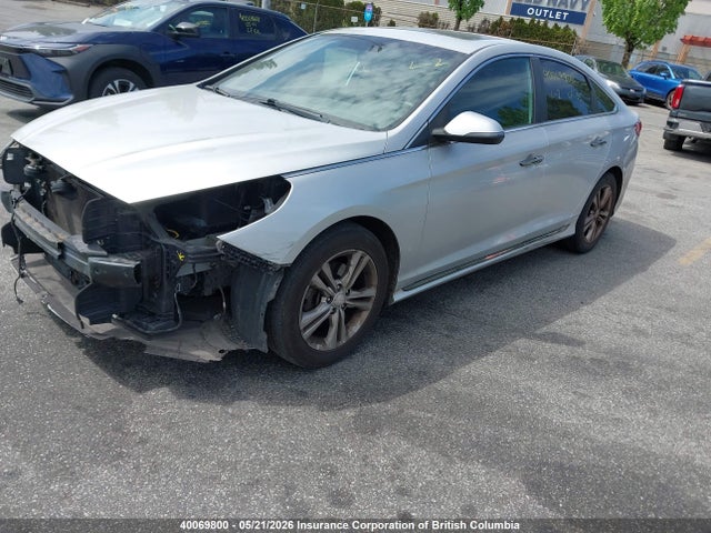 2019 Hyundai Sonata Limited/sel/sport მანქანა იყიდება აუქციონზე, vin: 5NPE34AF3KH784588, აუქციონის ნომერი: 40069800