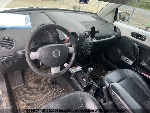 2009 Volkswagen New Beetle S მანქანა იყიდება აუქციონზე, vin: 3VWRF21Y99M411135, აუქციონის ნომერი: 40069837