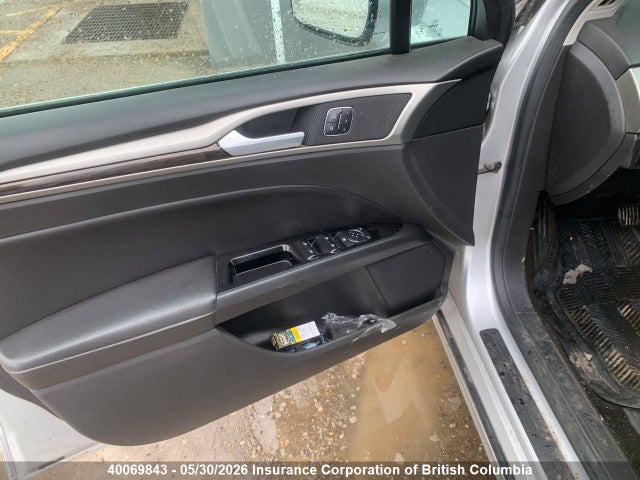 40069843 :رقم المزاد ، 3FA6P0T92ER321325 vin ، 2014 Ford Fusion Se مزاد بيع