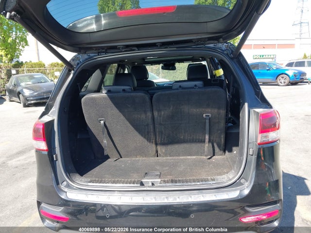 Продажа на аукционе авто 2016 Kia Sorento Sx/sx Limited, vin: 5XYPKDA52GG056049, номер лота: 40069898