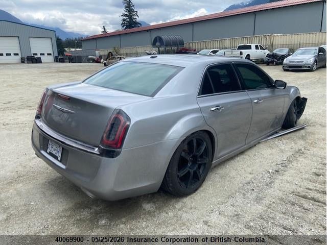 Auction sale of the 2011 Chrysler 300c, vin: 2C3CA6CT1BH567985, lot number: 40069900