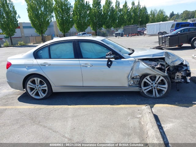 WBA3B3G52FNR85842 BMW 328I