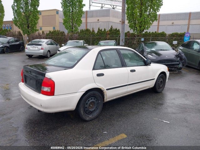 Продаж на аукціоні авто 2000 Mazda Protege Dx/lx, vin: JM1BJ2225Y0257974, номер лоту: 40069942