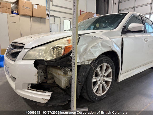 40069948 :رقم المزاد ، 4S3BMHB61B3233402 vin ، 2011 Subaru Legacy 2.5i Premium مزاد بيع