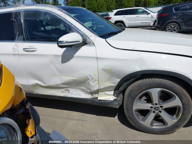 W1N0G8EB6NV386687 Mercedes-Benz Glc 300 4matic