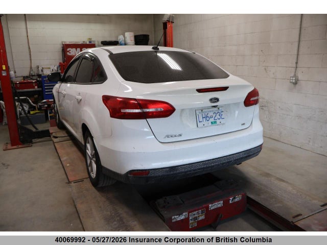 2017 Ford Focus მანქანა იყიდება აუქციონზე, vin: 1FADP3F29HL220471, აუქციონის ნომერი: 40069992