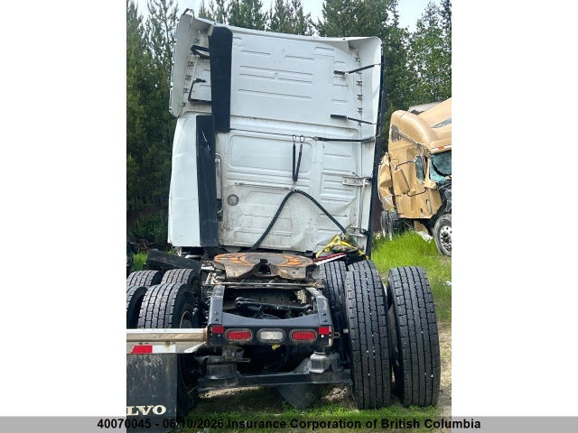 4V4NC9EH3SN672371 Volvo Vn L