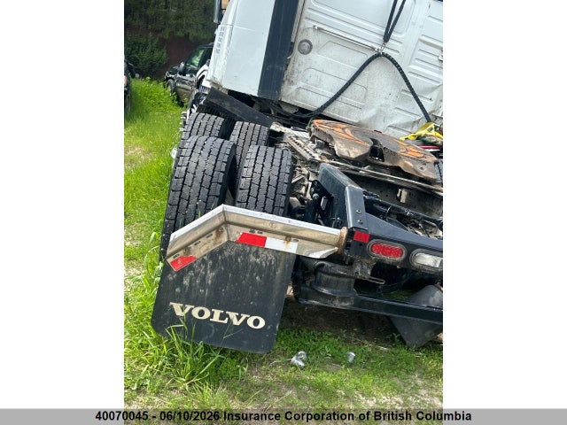 4V4NC9EH3SN672371 Volvo Vn L