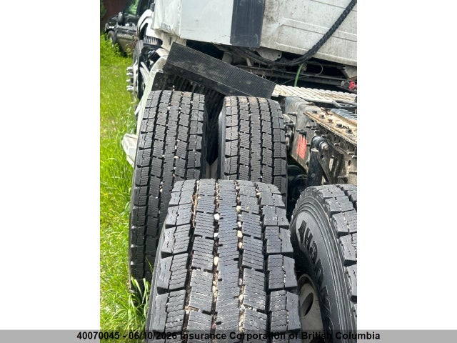 4V4NC9EH3SN672371 Volvo Vn L
