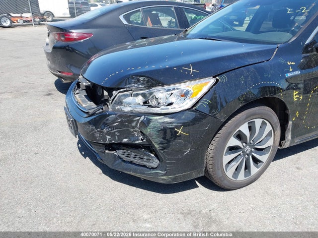 40070071 :رقم المزاد ، JHMCR6F36HC800382 vin ، 2017 Honda Accord Hybrid مزاد بيع