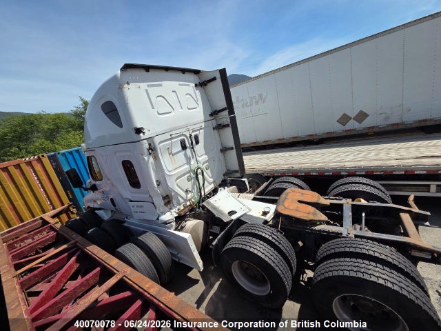 Freightliner Cascadia 125 2016 3AKJGLD59GSGX9511 Image 4