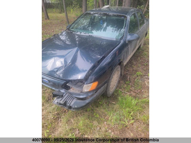 1995 Ford Taurus Gl/se მანქანა იყიდება აუქციონზე, vin: 1FALP52U3SG294760, აუქციონის ნომერი: 40070090
