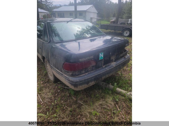 1995 Ford Taurus Gl/se მანქანა იყიდება აუქციონზე, vin: 1FALP52U3SG294760, აუქციონის ნომერი: 40070090