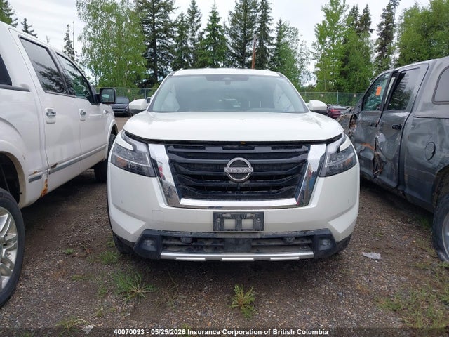 5N1DR3CE5NC224284 Nissan Pathfinder Sl