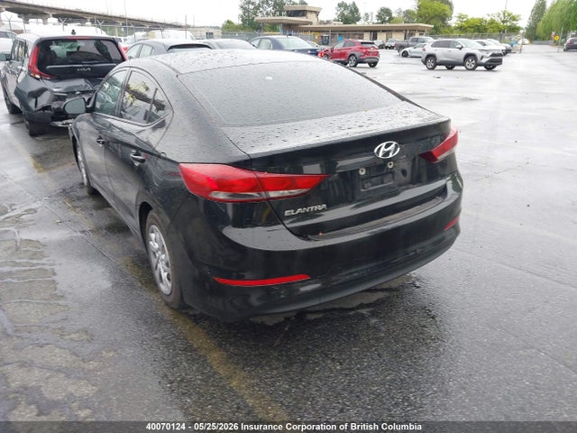 2017 Hyundai Elantra Le მანქანა იყიდება აუქციონზე, vin: 5NPD74LF8HH123872, აუქციონის ნომერი: 40070124