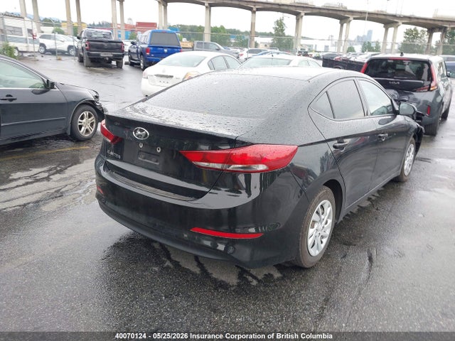 2017 Hyundai Elantra Le მანქანა იყიდება აუქციონზე, vin: 5NPD74LF8HH123872, აუქციონის ნომერი: 40070124