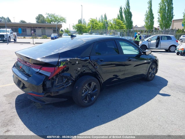 40070130 :رقم المزاد ، KMHLM4AGXNU333449 vin ، 2022 Hyundai Elantra Sel مزاد بيع