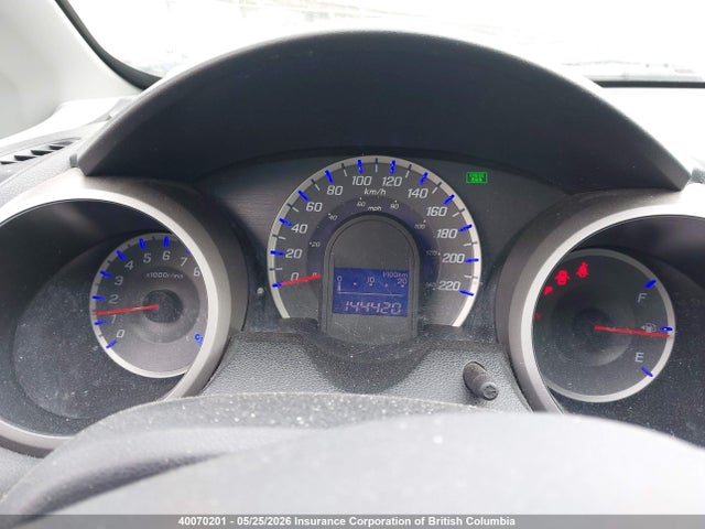 40070201 :رقم المزاد ، JHMGE8H57BC802348 vin ، 2011 Honda Fit مزاد بيع