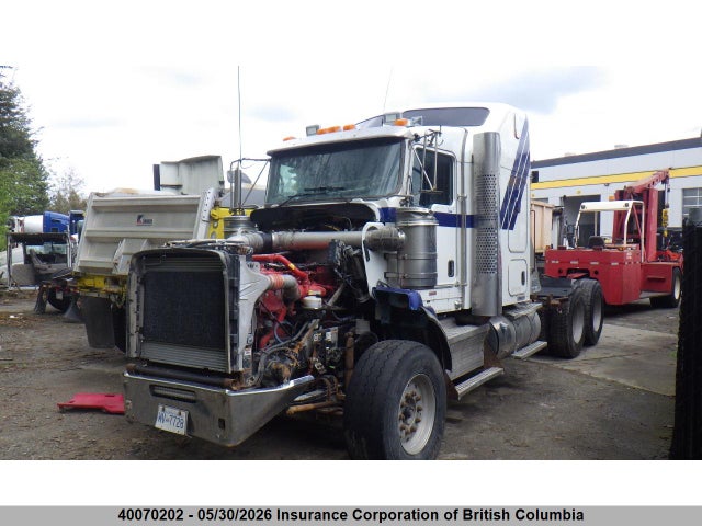 Kenworth Construction T800 2015 1XKDD40X0FR972104 Image 2