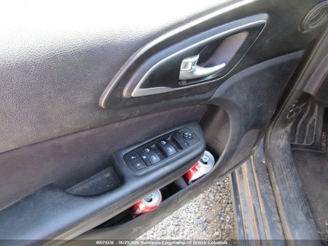Chrysler 200 2015 1C3CCCFBXFN549803 Image 5