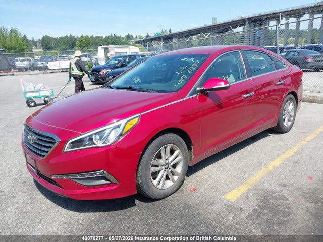 Продажа на аукционе авто 2015 Hyundai Sonata Gls, vin: 5NPE24AF8FH105570, номер лота: 40070277
