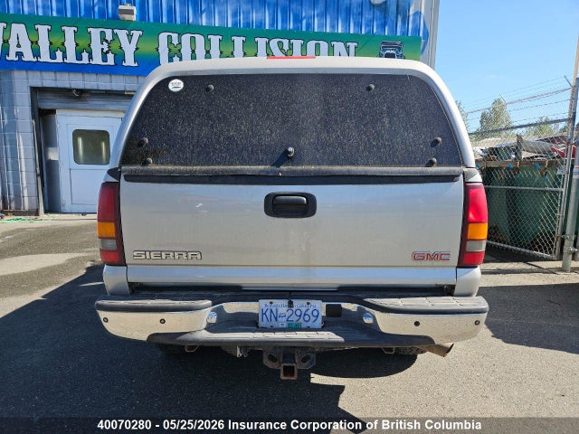 2004 Gmc Sierra K2500 Heavy Duty მანქანა იყიდება აუქციონზე, vin: 1GTHK23G54F250712, აუქციონის ნომერი: 40070280